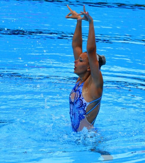 synchronized-swimming